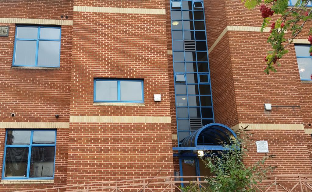 Comfortable Swindon Town Centre Apartments, Free Parking, Sleeps Up To 8 Camera foto